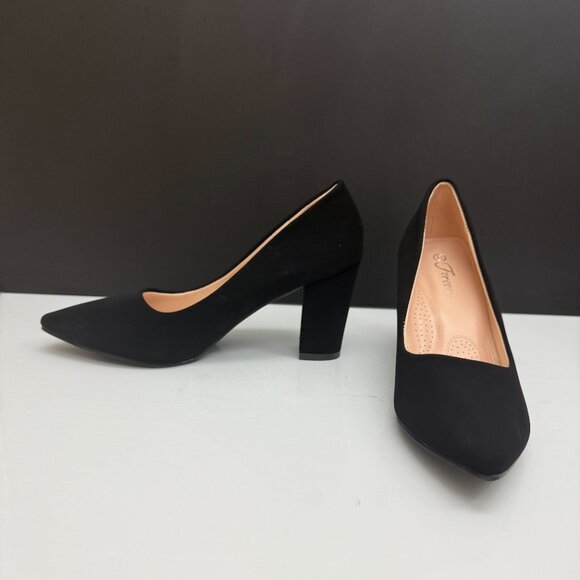 Forever Black Block Heels Size 8 NIB - Picture 1 of 9